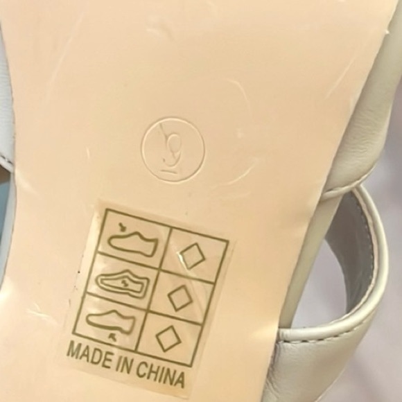 TINSTREE,Stunners! Sexy T-Strap Womens High Heels Pointed Toe Pumps size 9, NWOT - Picture 13 of 14